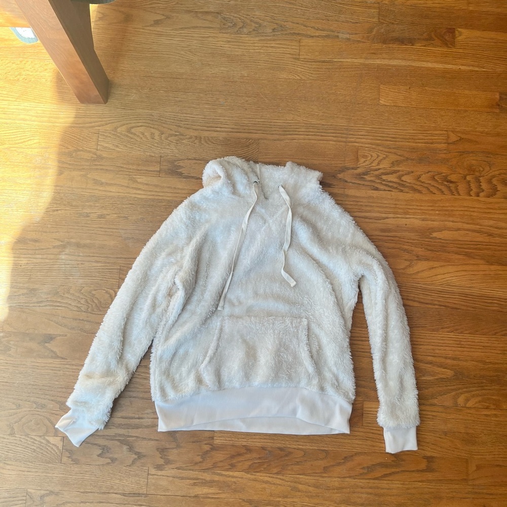 Nordstrom fuzzy sweatshirt size S